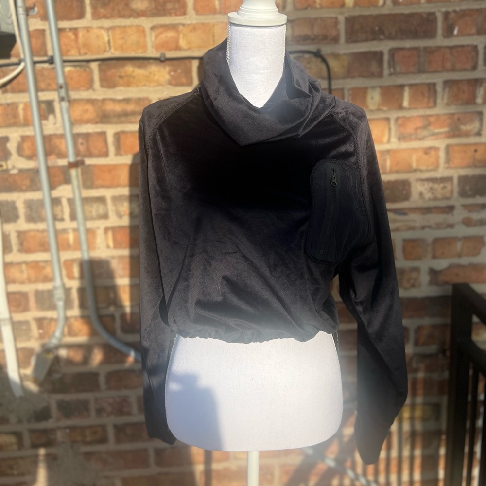 Free people black suede cropped sweatshirt size medium